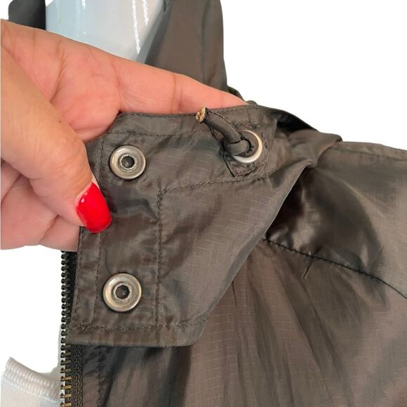 FREE PEOPLE EUC Green Light Weight Open Jacket with an attached hood size Medium - Picture 11 of 12